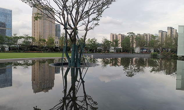 世茂深港國(guó)際中(zhōng)心